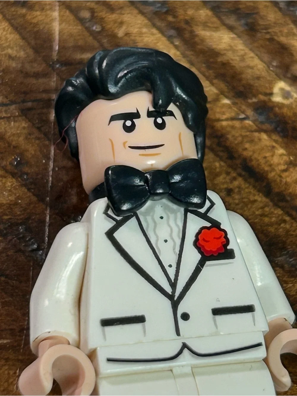 Lego DC Super Heroes Minifigure SH0308 Bruce Wayne White Tuxedo - Picture 3 of 4